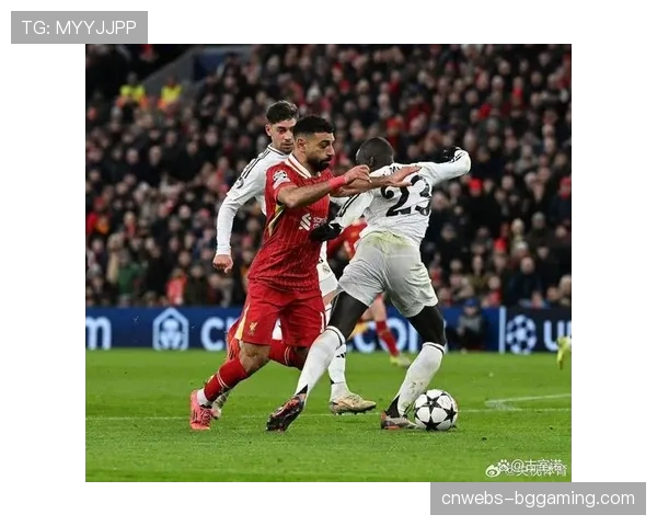 焦点战:曼联0-0战平利物浦,双方门将屡次做出关键扑救 焦点战:曼联0-0战平利物浦,双方门将屡次做出关键扑救