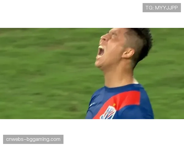 通讯：从青年队火线提拔，一位19岁中卫的首次保级战首发经历